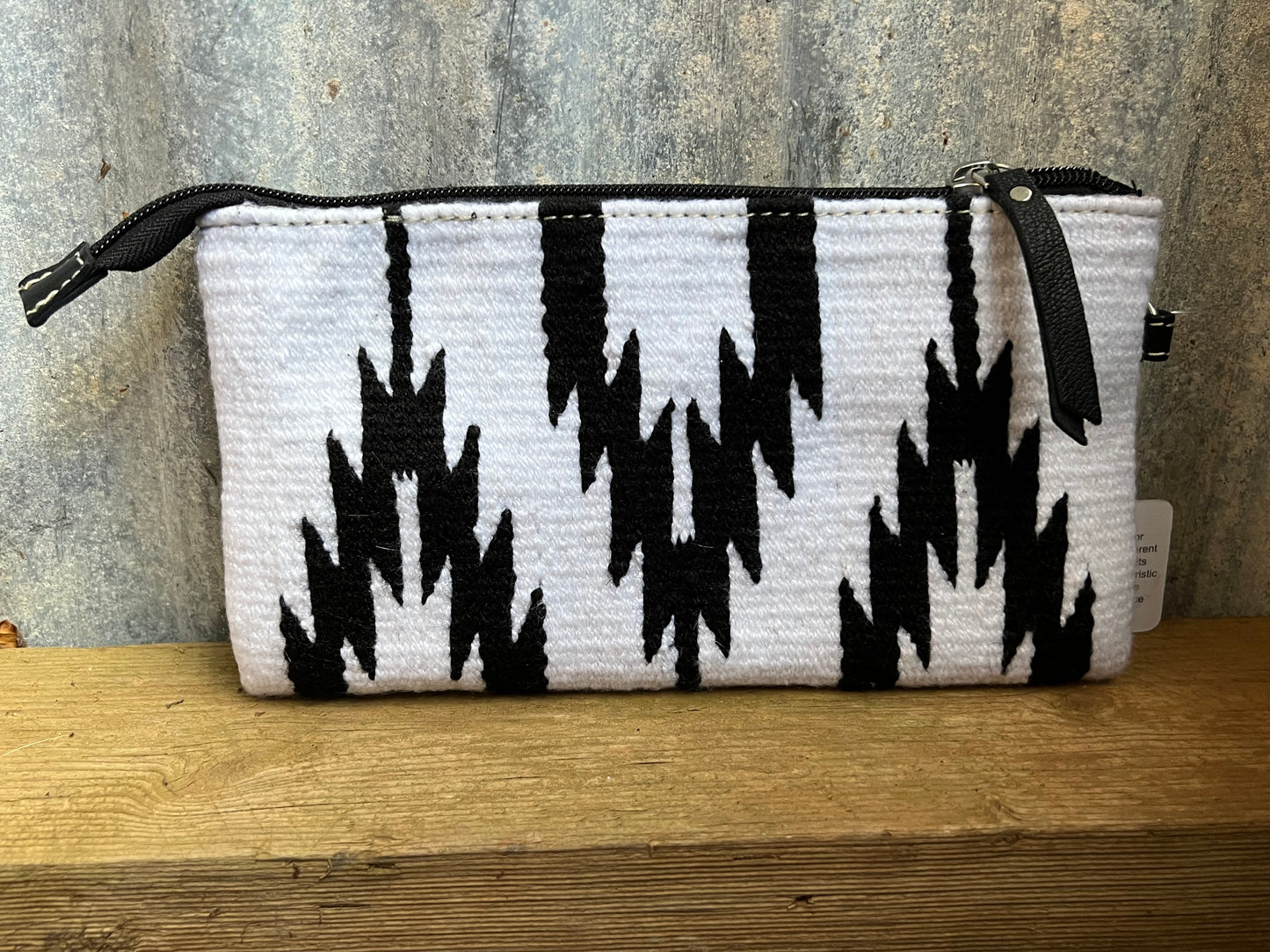 B & W Navaho clutch