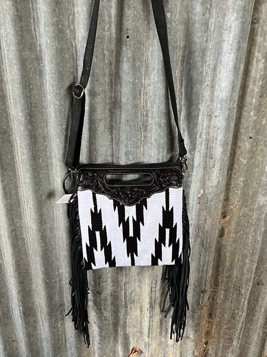 B & W Navaho bag